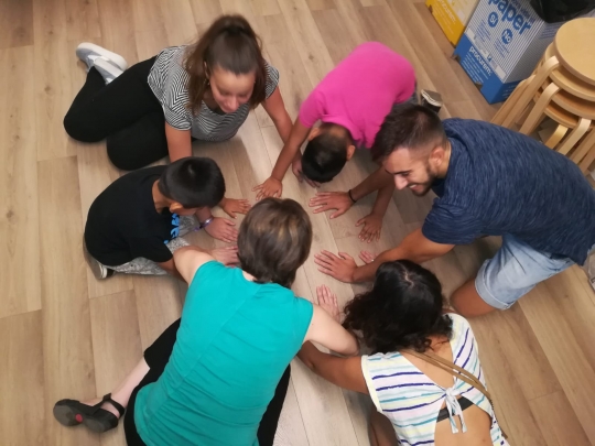 Menuts a Gràcia Voluntariat-nens